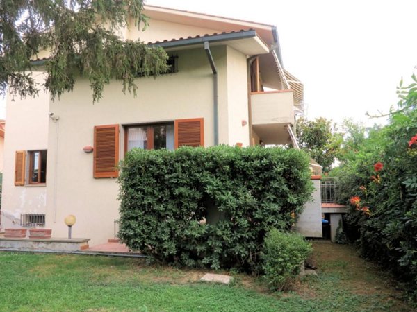 casa indipendente in vendita a Grosseto in zona Braccagni