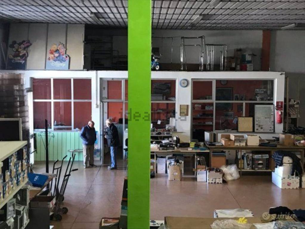 locale commerciale in vendita a Grosseto in zona Braccagni