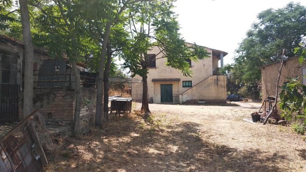 casale in vendita a Grosseto in zona Istia d'Ombrone-Le Stiacciole