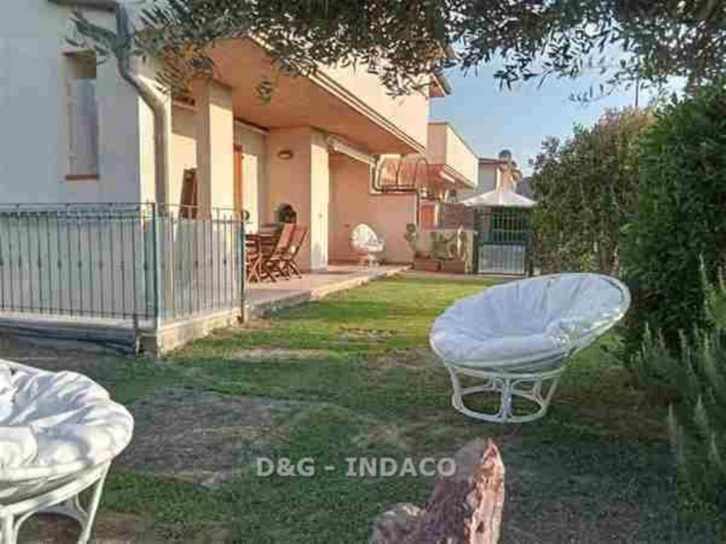 appartamento in vendita a Grosseto in zona Alberese