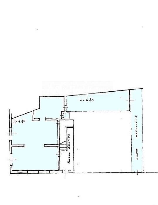 locale commerciale in vendita a Grosseto in zona Centro Città