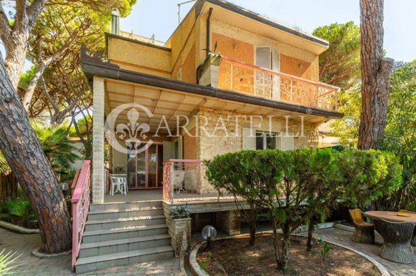 casa indipendente in vendita a Grosseto in zona Marina di Grosseto