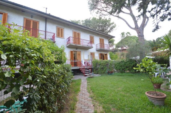 casa indipendente in vendita a Grosseto in zona Principina a Mare