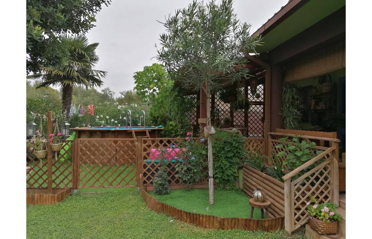 casa indipendente in vendita a Grosseto in zona Bagno Roselle