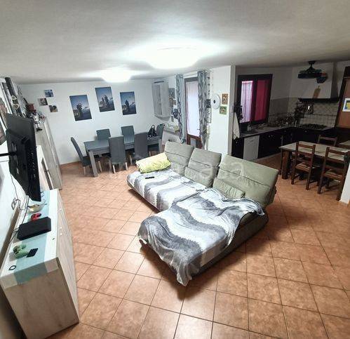 casa indipendente in vendita a Grosseto in zona Braccagni