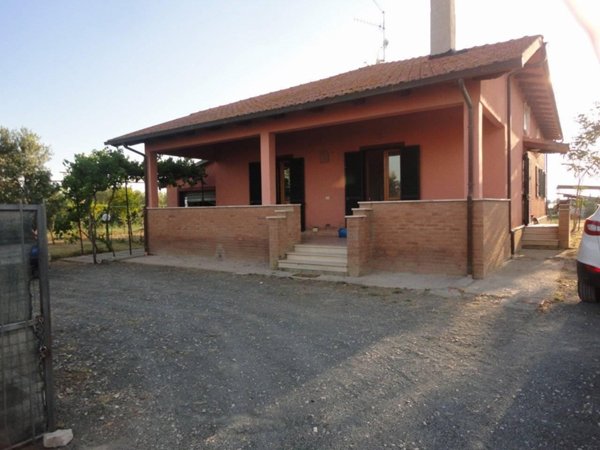 casa indipendente in vendita a Grosseto in zona Marina di Grosseto