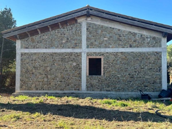 casa indipendente in vendita a Grosseto in zona Braccagni