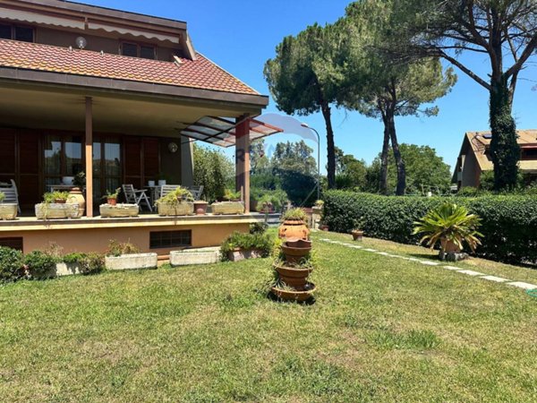 casa indipendente in vendita a Grosseto