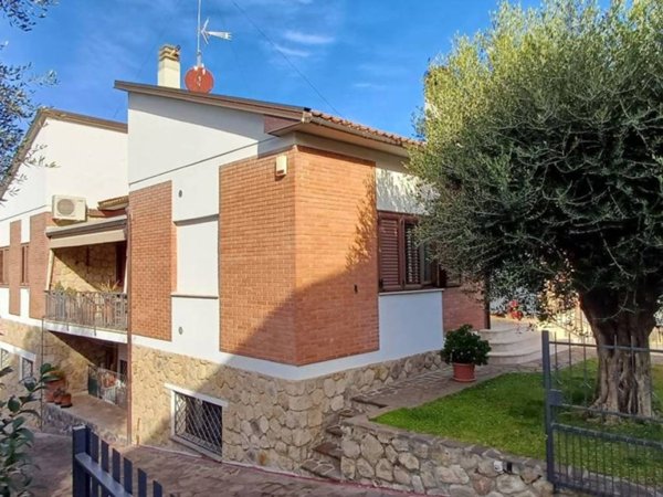 casa indipendente in vendita a Grosseto