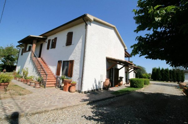 casa indipendente in vendita a Grosseto in zona Braccagni