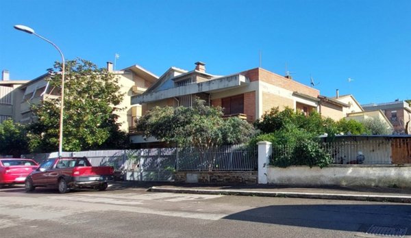 casa indipendente in vendita a Grosseto in zona Centro Città