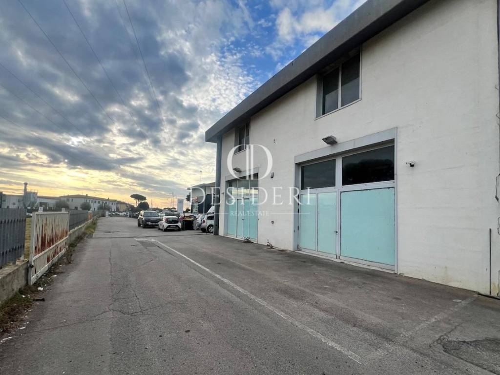 capannone in vendita a Grosseto