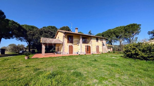 casa indipendente in vendita a Grosseto in zona Roselle