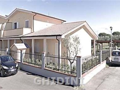 casa indipendente in vendita a Grosseto