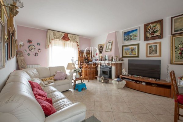 casa indipendente in vendita a Grosseto in zona Orcagna