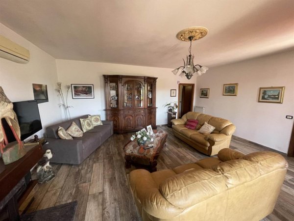 casa indipendente in vendita a Grosseto in zona Santa Maria di Rispescia