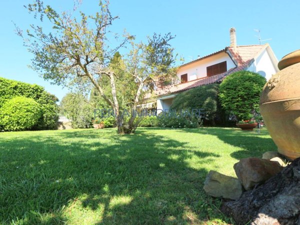 casa indipendente in vendita a Grosseto in zona Poggio Cavallo