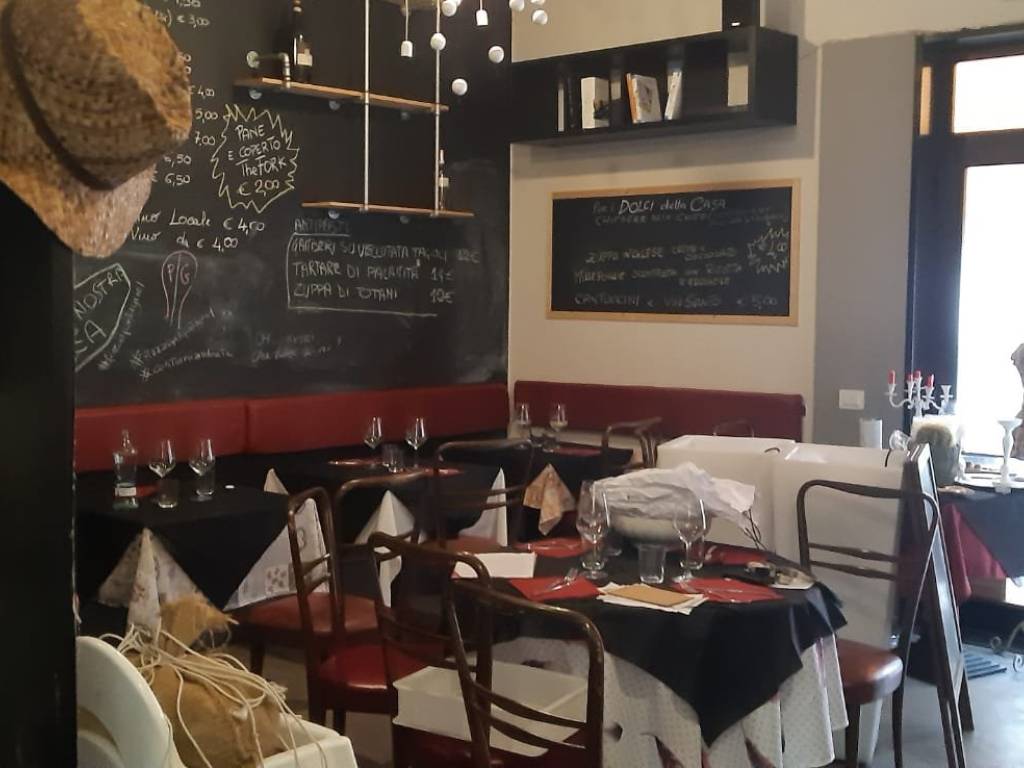 negozio in vendita a Grosseto in zona Marina di Grosseto