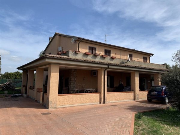 casa indipendente in vendita a Grosseto in zona Marina di Grosseto