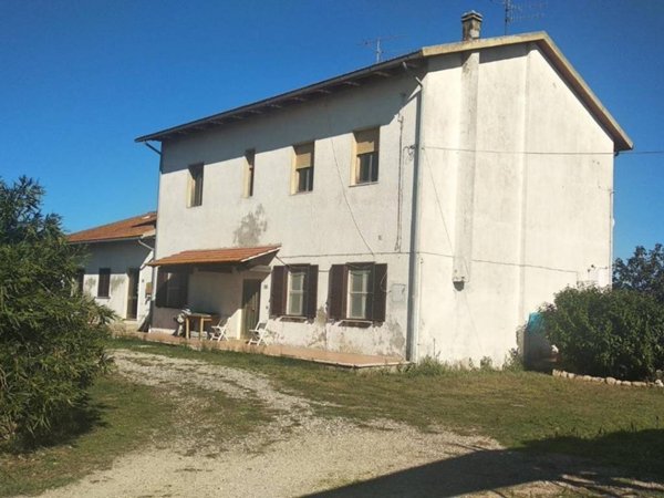 casa indipendente in vendita a Grosseto in zona Alberese