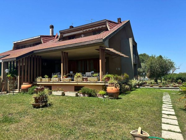 casa indipendente in vendita a Grosseto in zona Poggio Cavallo