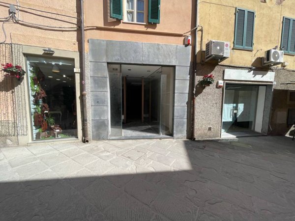 negozio in vendita a Grosseto in zona Centro Città
