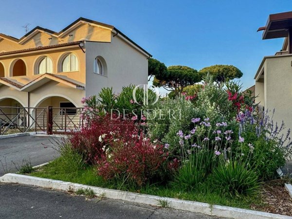 appartamento in vendita a Grosseto in zona Marina di Grosseto
