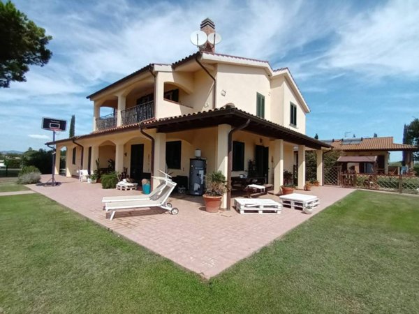 casa indipendente in vendita a Grosseto in zona Marina di Grosseto