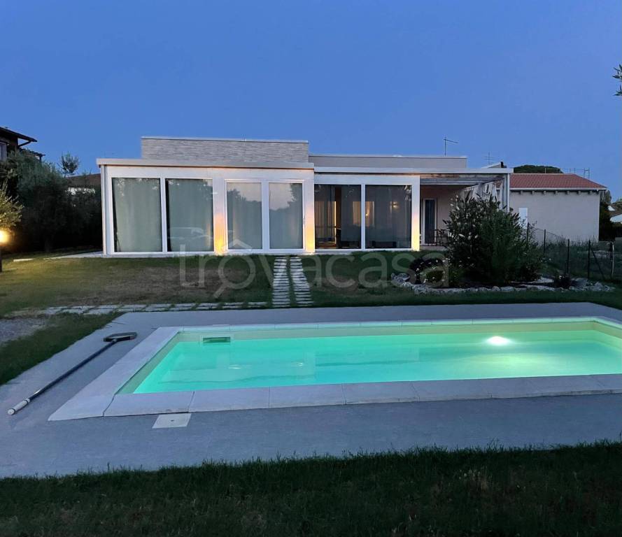 casa indipendente in vendita a Grosseto in zona Santa Maria di Rispescia