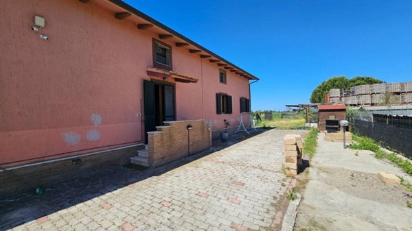 casa indipendente in vendita a Grosseto in zona Marina di Grosseto