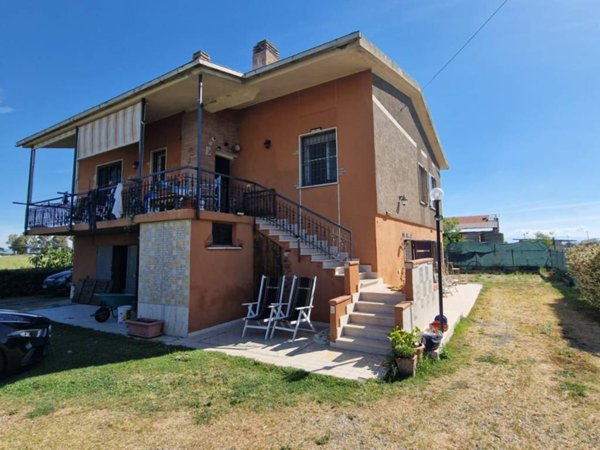 casa indipendente in vendita a Grosseto in zona Marina di Grosseto