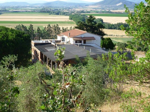 casa indipendente in vendita a Grosseto in zona Alberese