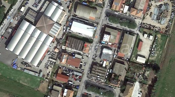 locale commerciale in vendita a Grosseto
