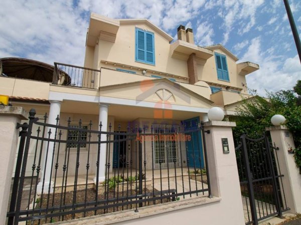 casa indipendente in vendita a Grosseto