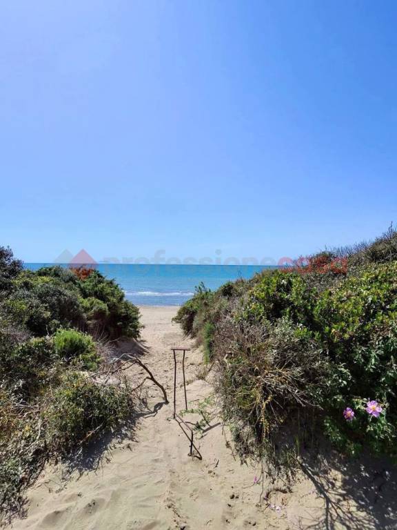 appartamento in vendita a Grosseto in zona Principina a Mare