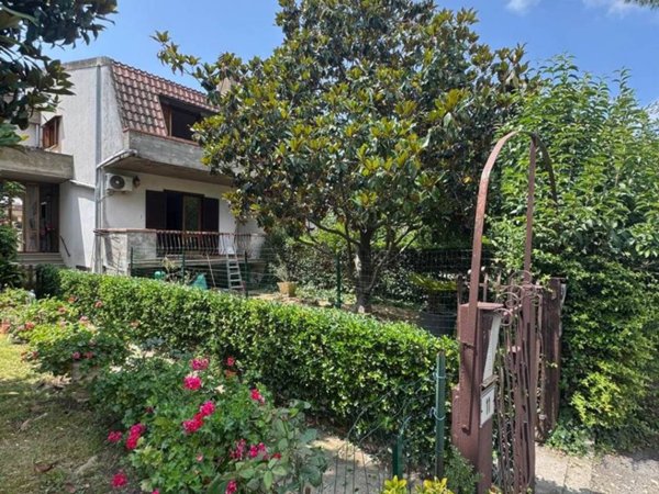 casa indipendente in vendita a Grosseto