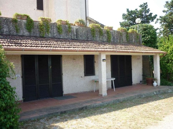 casa indipendente in vendita a Grosseto in zona Alberese