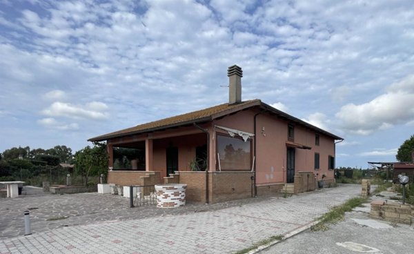 casa indipendente in vendita a Grosseto in zona Marina di Grosseto