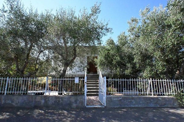 casa indipendente in vendita a Grosseto in zona Poggio Cavallo