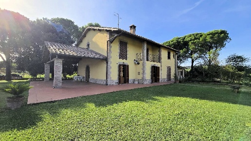 casa indipendente in vendita a Grosseto in zona Braccagni