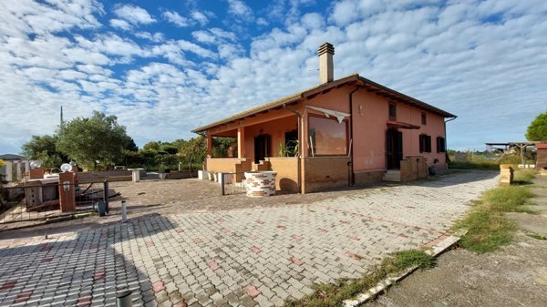 casa indipendente in vendita a Grosseto in zona La Principina