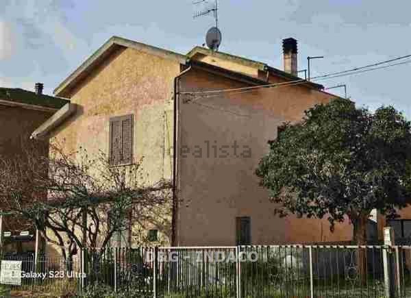 casa indipendente in vendita a Grosseto in zona Roselle