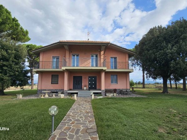 casa indipendente in vendita a Grosseto in zona Marina di Grosseto