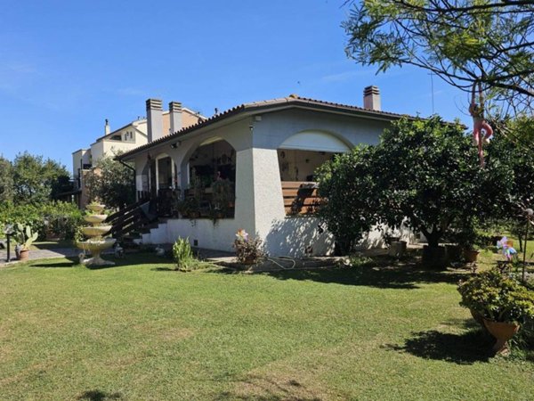 casa indipendente in vendita a Grosseto in zona Centro Città