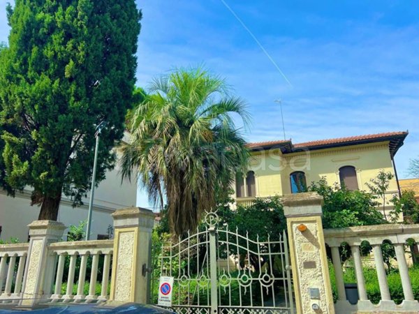 casa indipendente in vendita a Grosseto in zona Stazione