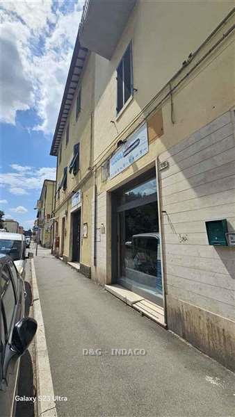 negozio in vendita a Grosseto in zona Centro Città