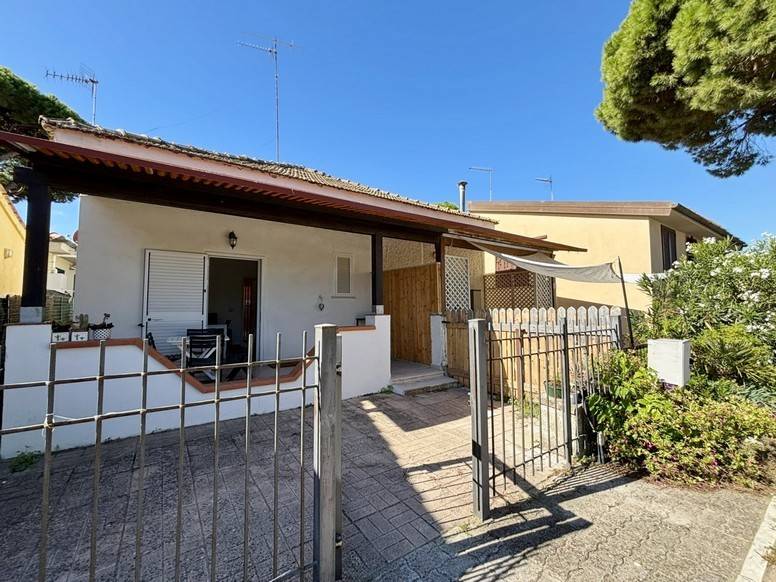 appartamento in vendita a Grosseto in zona Marina di Grosseto