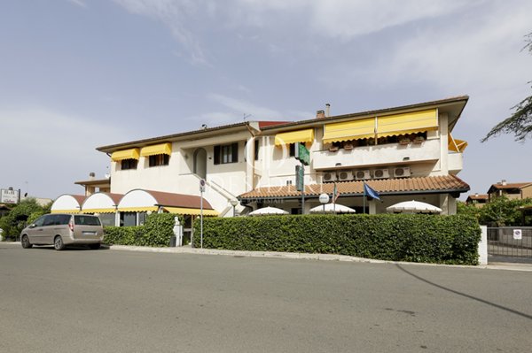 casa indipendente in vendita a Grosseto in zona Alberese