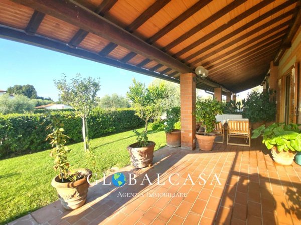 casa indipendente in vendita a Grosseto in zona Alberese