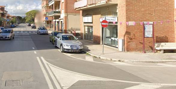 locale commerciale in vendita a Grosseto in zona Marina di Grosseto